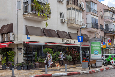 קבוצת ביטון רוכשת את שטחה של מסעדת רוסטיקו בת
